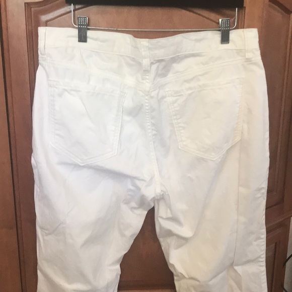 Old Navy White The Rockstar Jeans - Picture 6 of 9